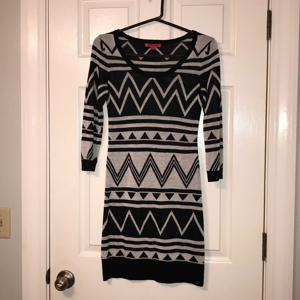 NWOT black & white Aztec sweater dress